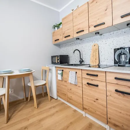 Zdrojowa 5 Apartment *