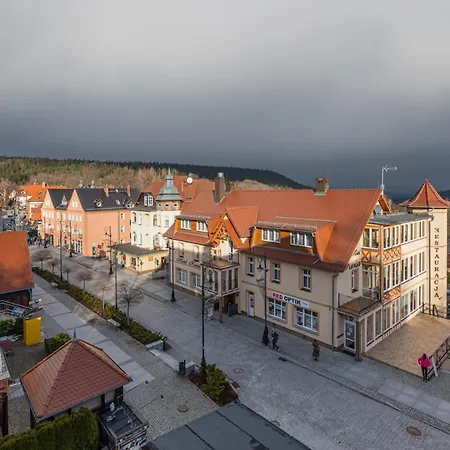 Apartment Zdrojowa 5 *